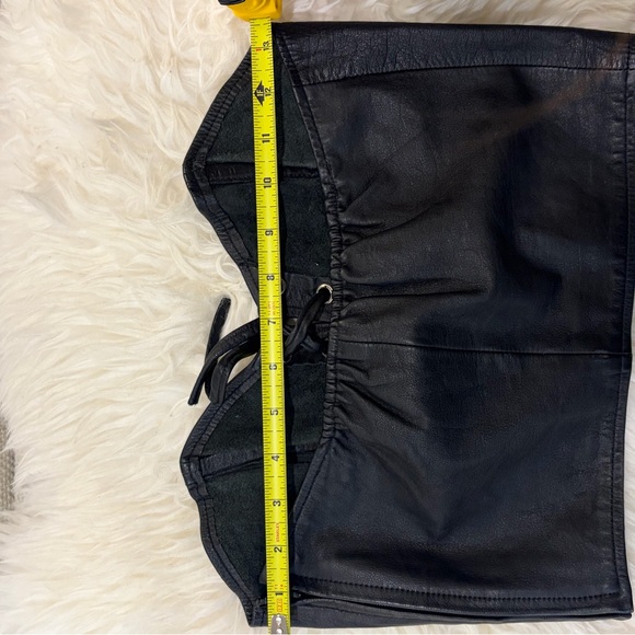 Vintage Berman Black Leather Lace Up Corset Top M/L Y2K Grunge Gorpcore Biker - Picture 6 of 6